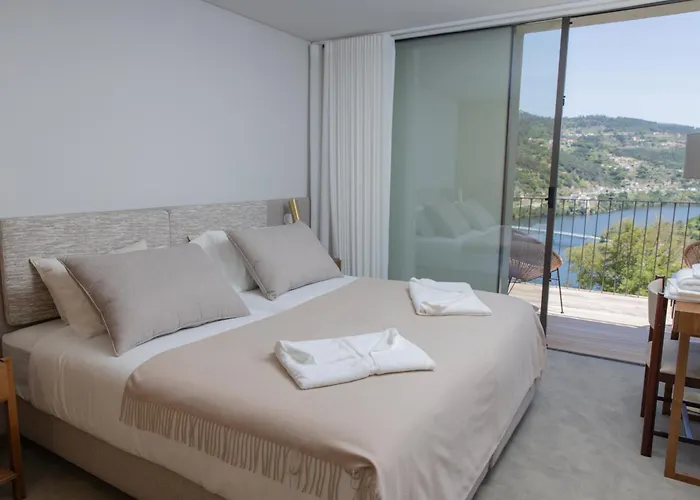 Quinta Alto Do Rio Alojamento de Turismo Rural Cinfães